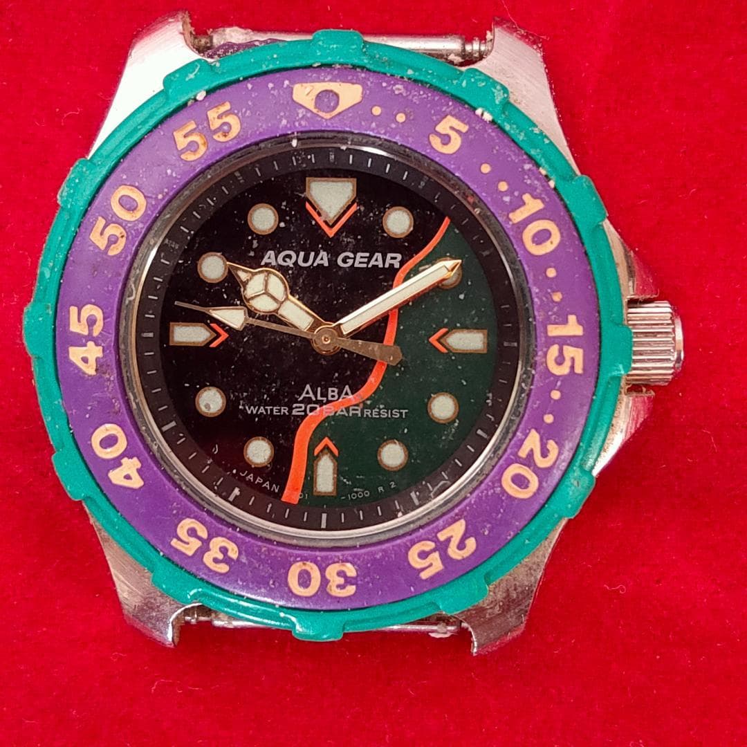 Alba Aqua Gear V701-6360 Quartz Dive Watch | Japan - ALBA