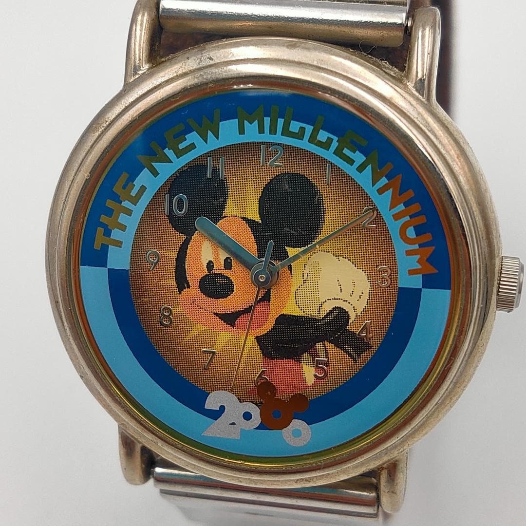 Alba Seiko Alba Mickey Mouse The New Millennium 2000 V501-6Y10 Quartz Watch | Ja