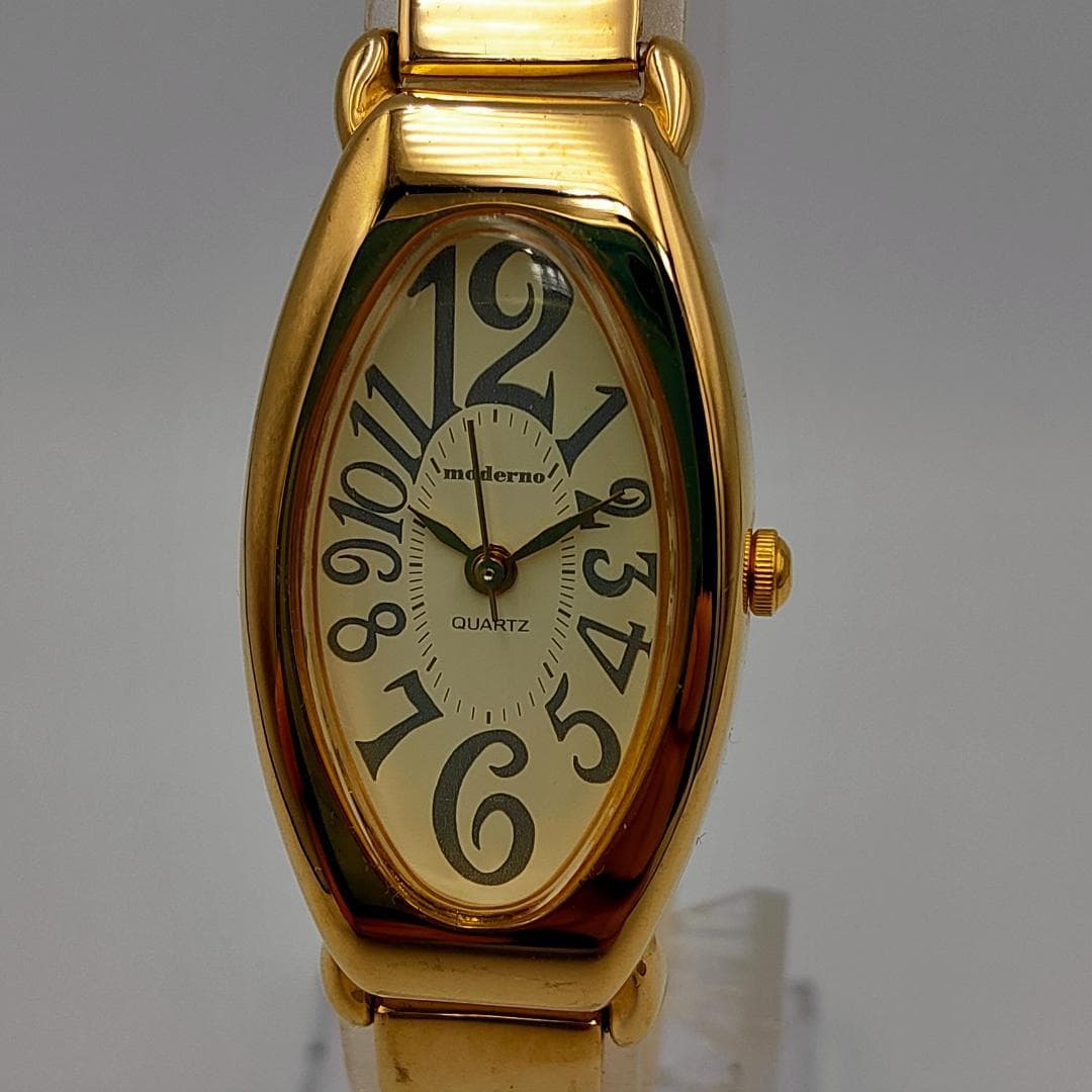moderno moderno Gold-Tone Oval Analog Quartz Ladies Bracelet Watch