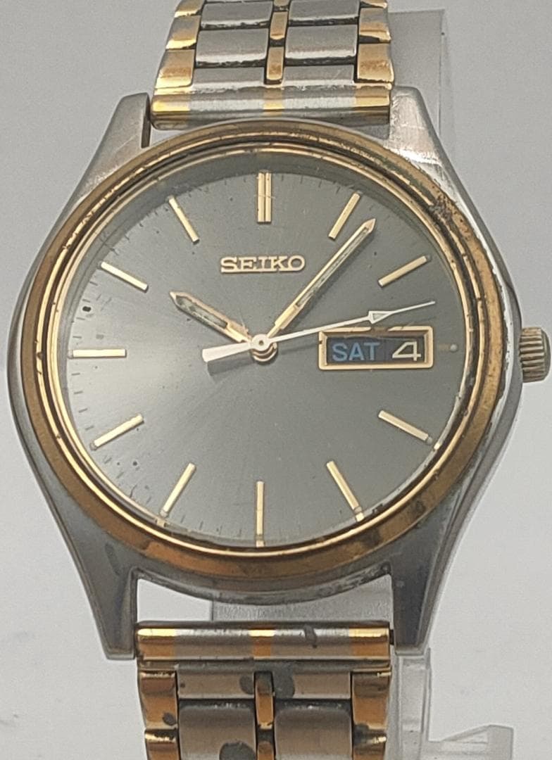Seiko 7N43-9048 Two-Tone Gold Bezel Quartz Day-Date Watch | Japan - SEIKO