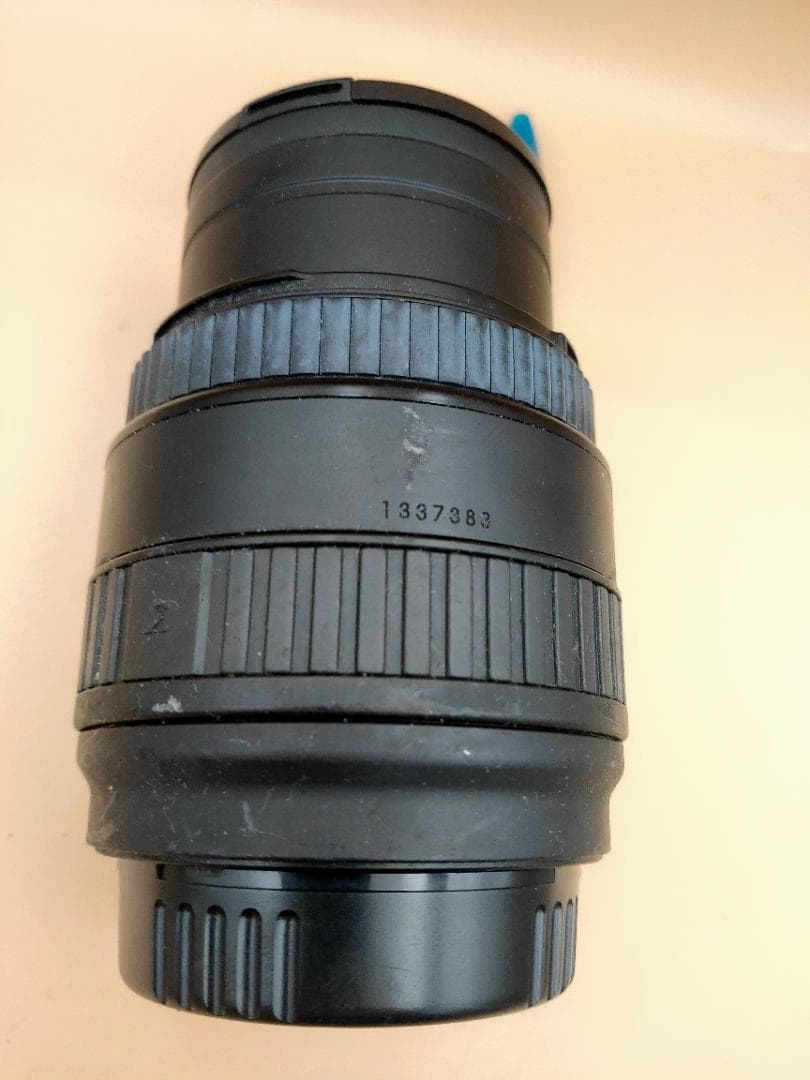SIGMA Vintage Sigma UC Zoom 28-70mm f/3.5-4.5 Macro Lens - Manual/Auto Focus - Junk