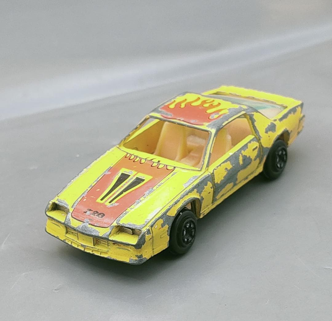 Yatming Vintage YATMING 1983 Chevrolet Camaro Z28 - Diecast Model